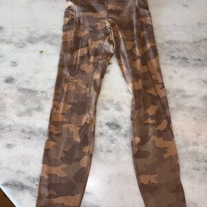 Lulu Lemon Women's Camouflage Leggings